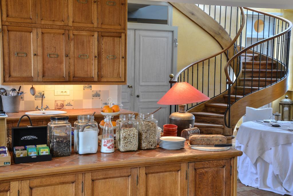 Charmilles Des Cordeliers Bed & Breakfast Paris Bagian luar foto